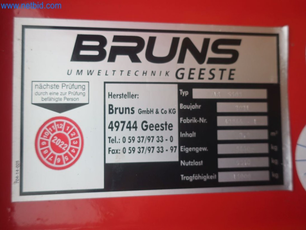 Plants for the production and storage of mineral oil products as well as input and finished products for the production of lubricants-3