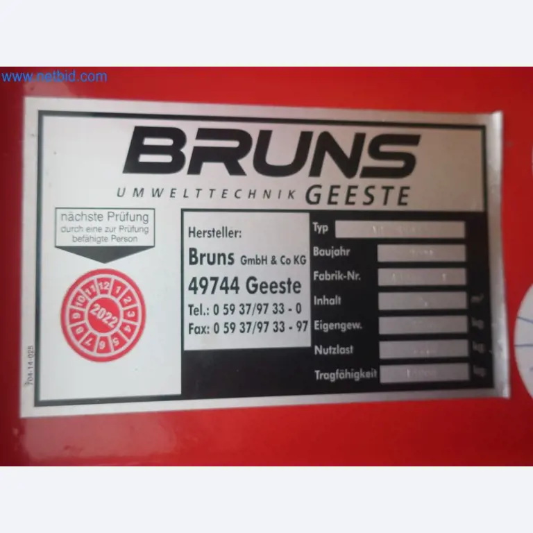 Zakłady produkcji i magazynowania mineralnych produktów olejowych, jak również surowców i produktów gotowych do produkcji smarów.-3