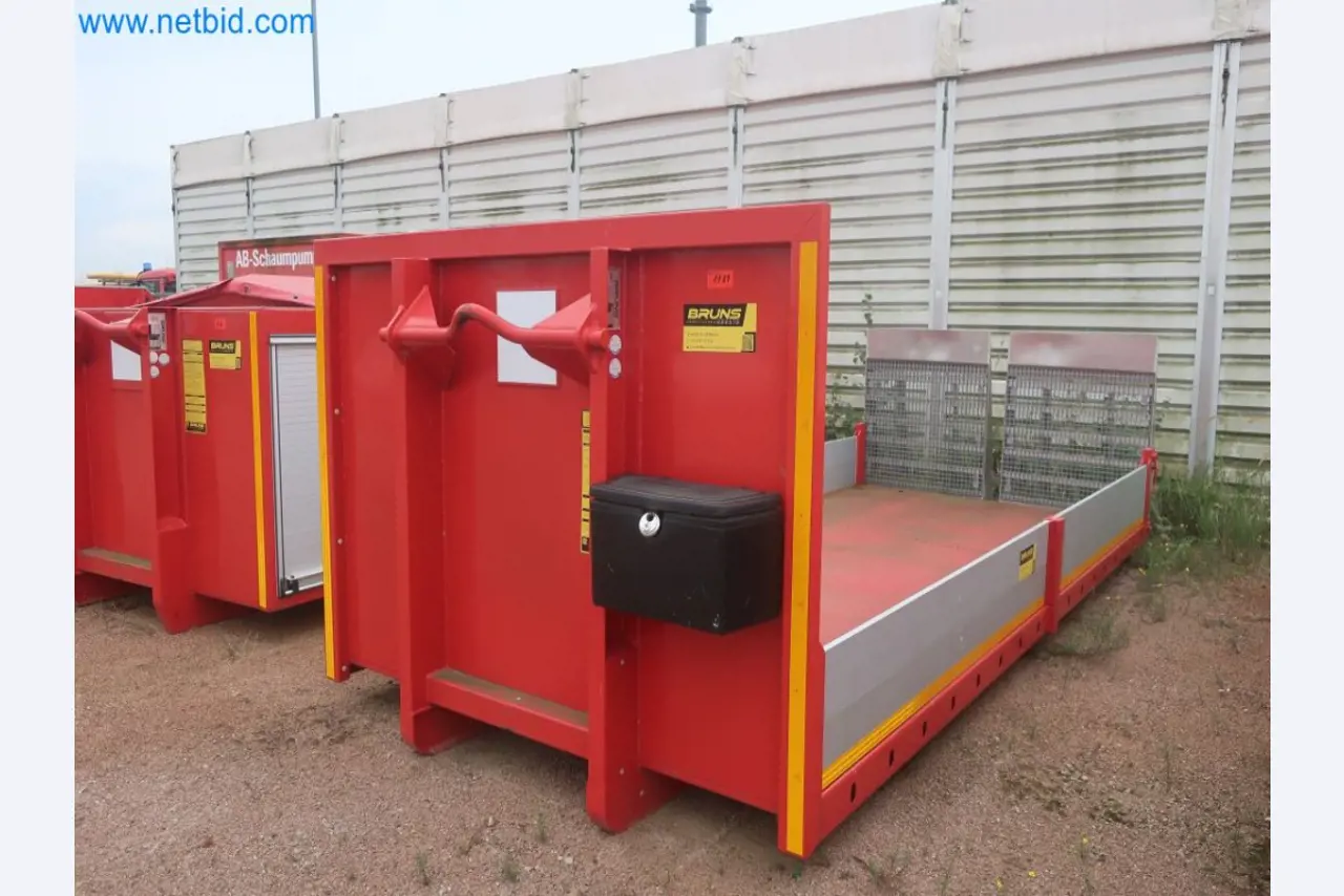 Zakłady produkcji i magazynowania mineralnych produktów olejowych, jak również surowców i produktów gotowych do produkcji smarów.-2