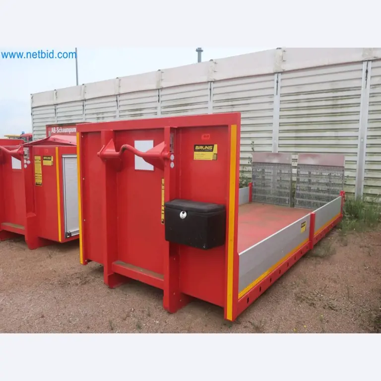 Zakłady produkcji i magazynowania mineralnych produktów olejowych, jak również surowców i produktów gotowych do produkcji smarów.-2