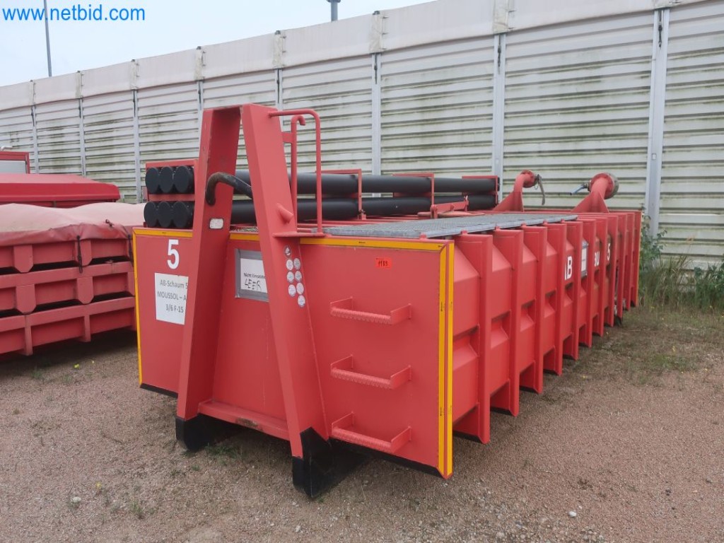 Plants for the production and storage of mineral oil products as well as input and finished products for the production of lubricants-1