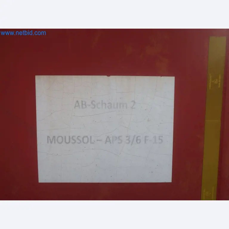 Závody na výrobu a skladování produktů z minerálních olejů, jakož i vstupů a hotových výrobků pro výrobu maziv.-5