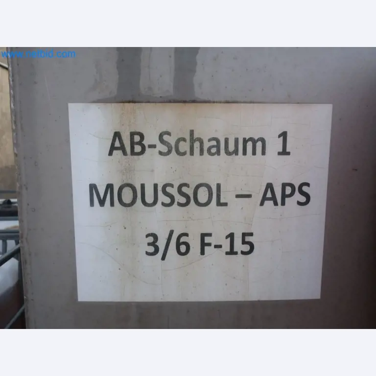 Závody na výrobu a skladování produktů z minerálních olejů, jakož i vstupů a hotových výrobků pro výrobu maziv.-3