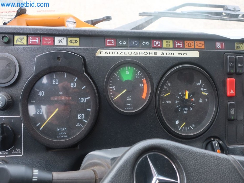 Plants for the production and storage of mineral oil products as well as input and finished products for the production of lubricants-11