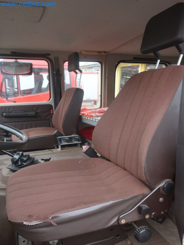 Plants for the production and storage of mineral oil products as well as input and finished products for the production of lubricants-14