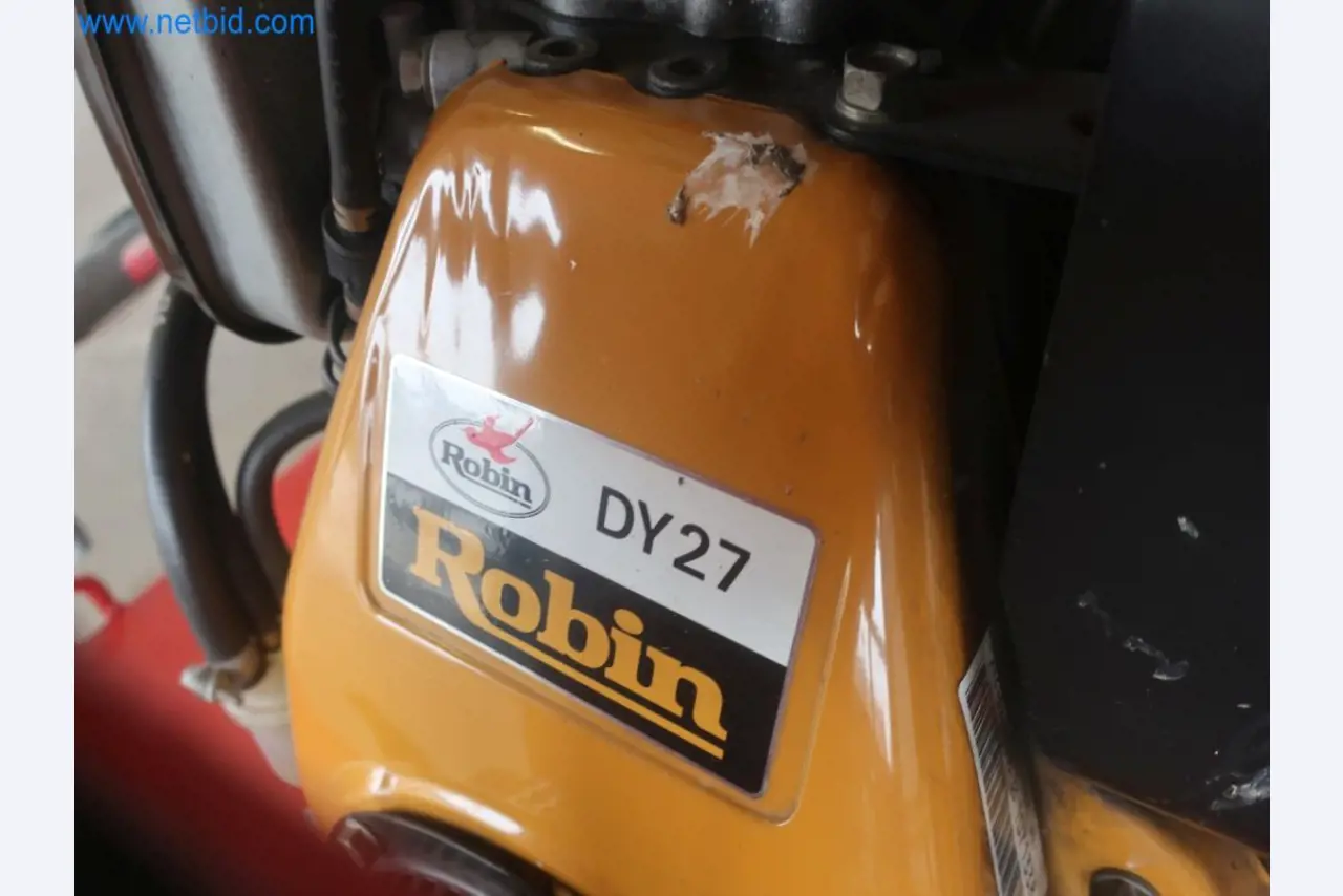 Zakłady produkcji i magazynowania mineralnych produktów olejowych, jak również surowców i produktów gotowych do produkcji smarów.-10