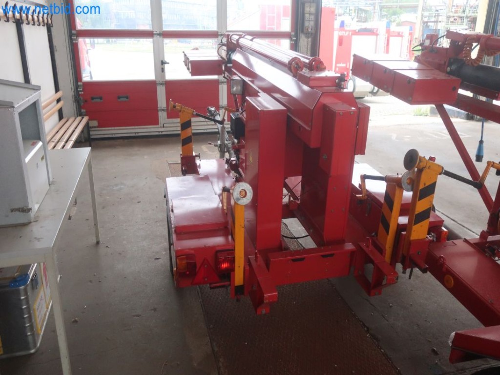 Plants for the production and storage of mineral oil products as well as input and finished products for the production of lubricants-11