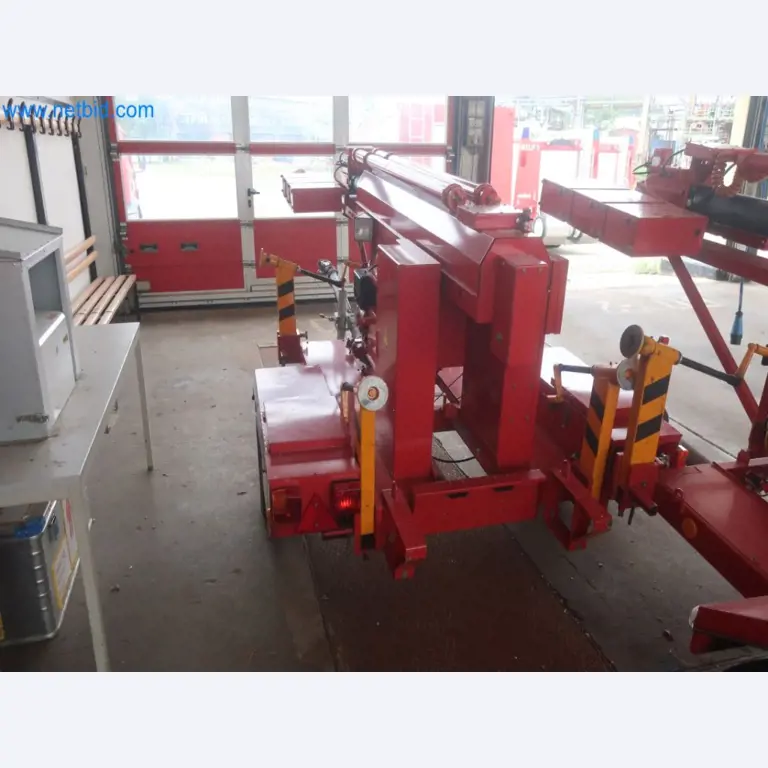 Zakłady produkcji i magazynowania mineralnych produktów olejowych, jak również surowców i produktów gotowych do produkcji smarów.-11