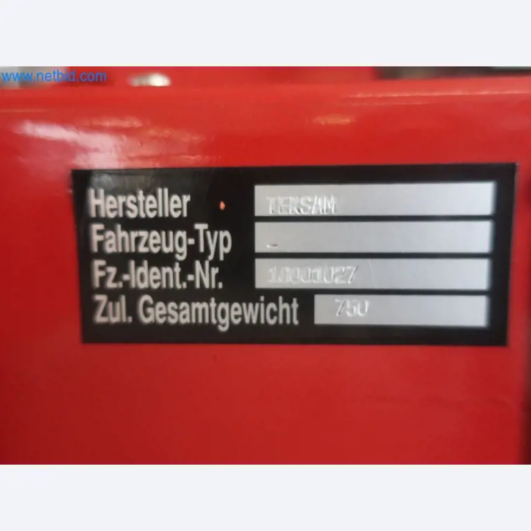 Zakłady produkcji i magazynowania mineralnych produktów olejowych, jak również surowców i produktów gotowych do produkcji smarów.-5