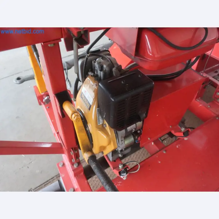 Zakłady produkcji i magazynowania mineralnych produktów olejowych, jak również surowców i produktów gotowych do produkcji smarów.-9