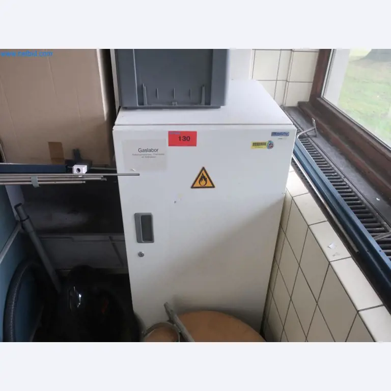 Plantas de producción y almacenamiento de productos derivados del petróleo, así como de insumos y productos acabados para la fabricación de lubricantes.-1