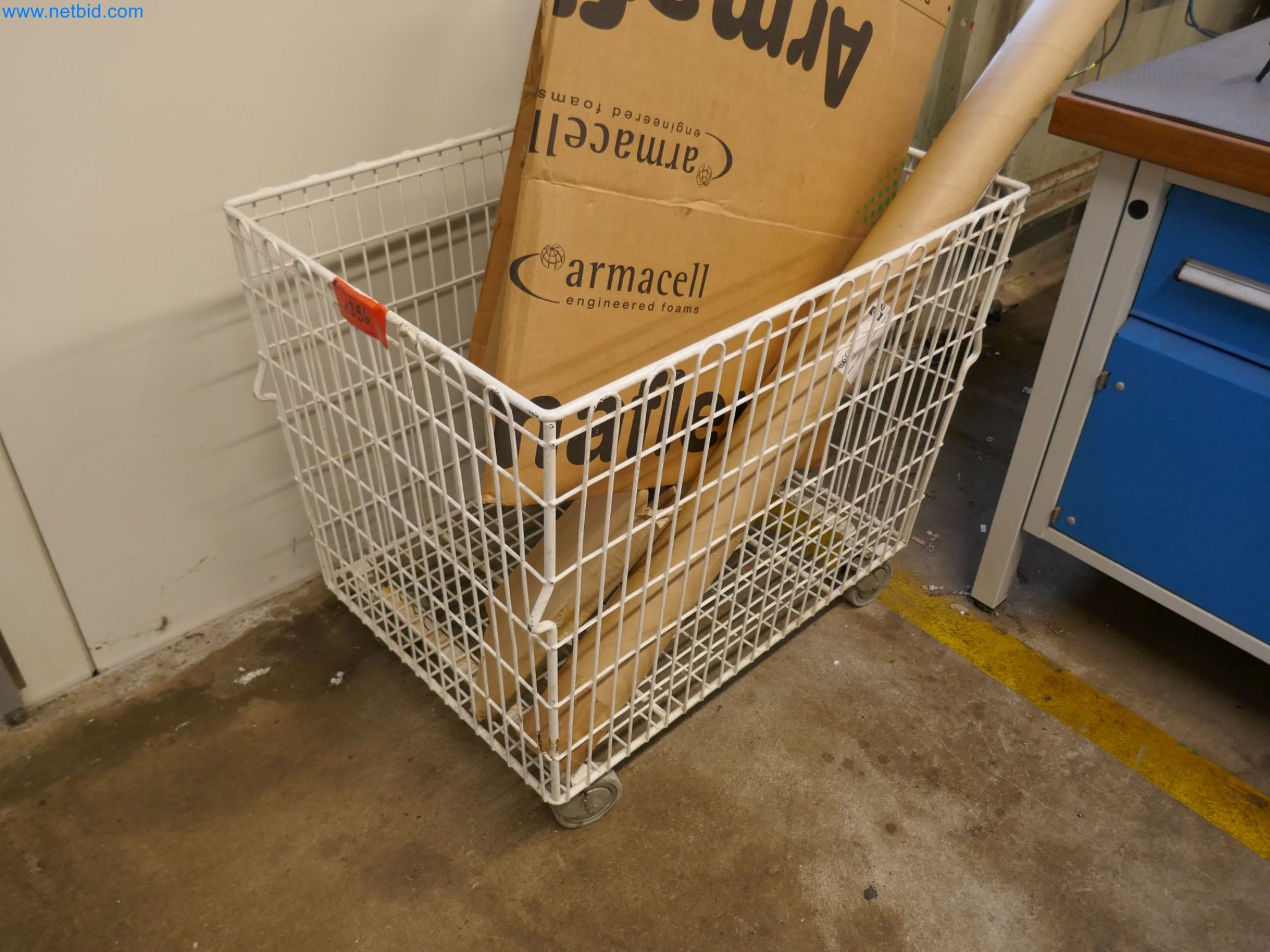 Magazinbestände, Rohöl-/Gas-Öl-/Einsatzpumpen sowie Betriebsausstattung einer Raffinerie-1