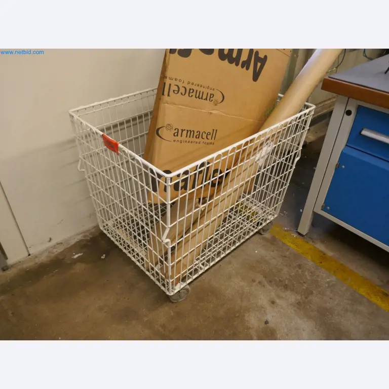 Plants for the production and storage of mineral oil products as well as input and finished products for the production of lubricants-1