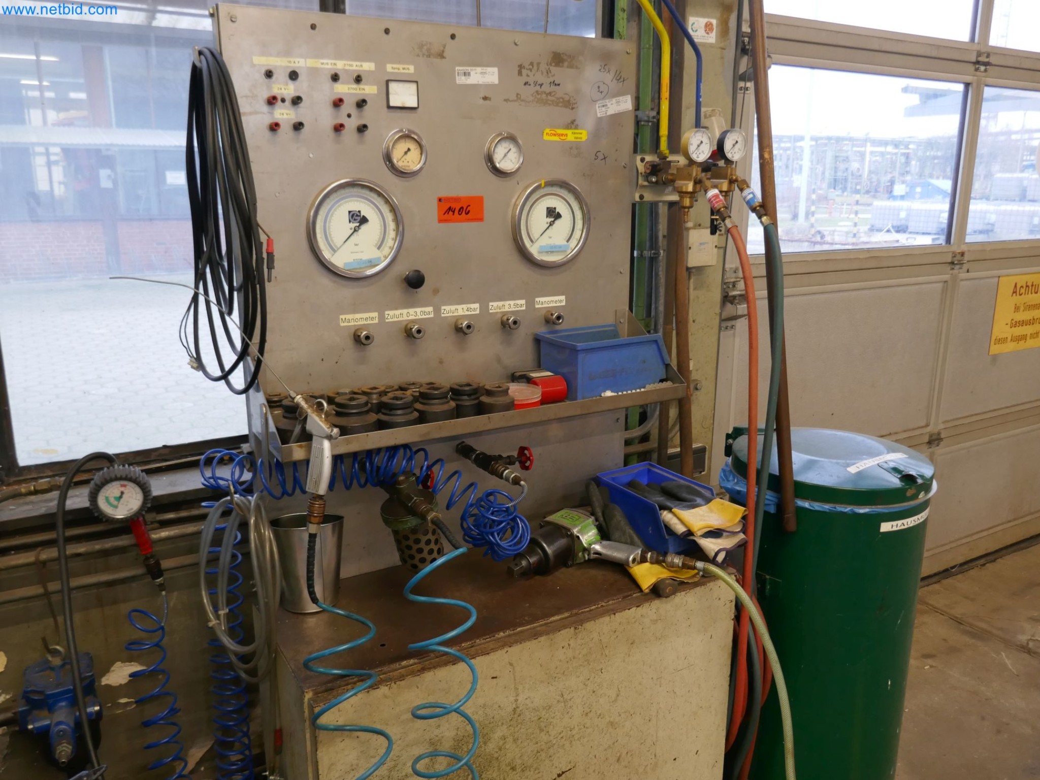 Magazinbestände, Rohöl-/Gas-Öl-/Einsatzpumpen sowie Betriebsausstattung einer Raffinerie-1