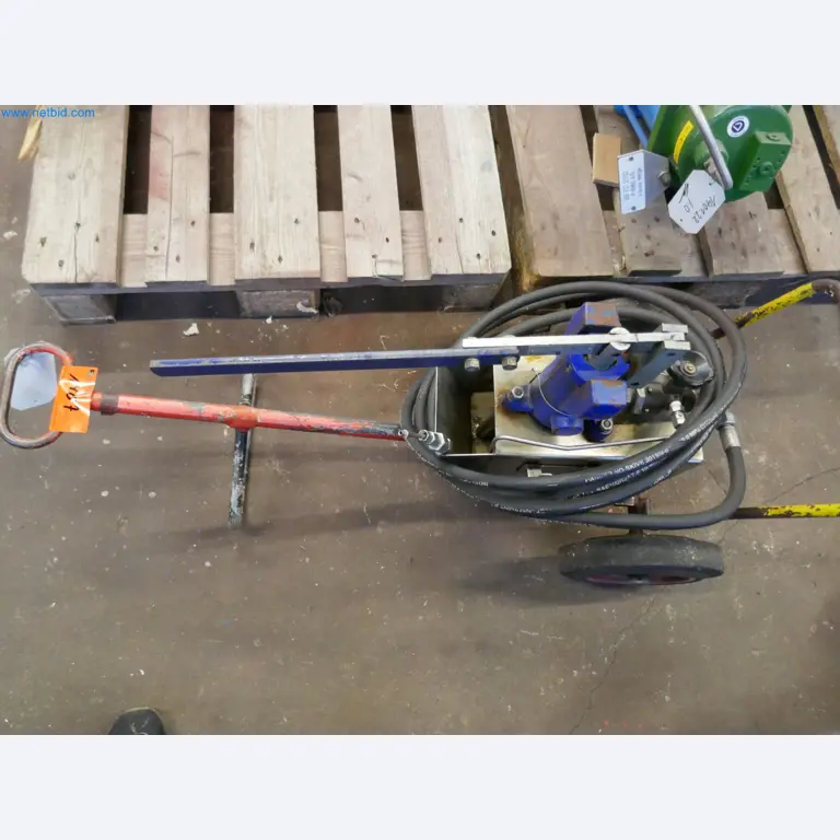 Plantas de producción y almacenamiento de productos derivados del petróleo, así como de insumos y productos acabados para la fabricación de lubricantes.-1