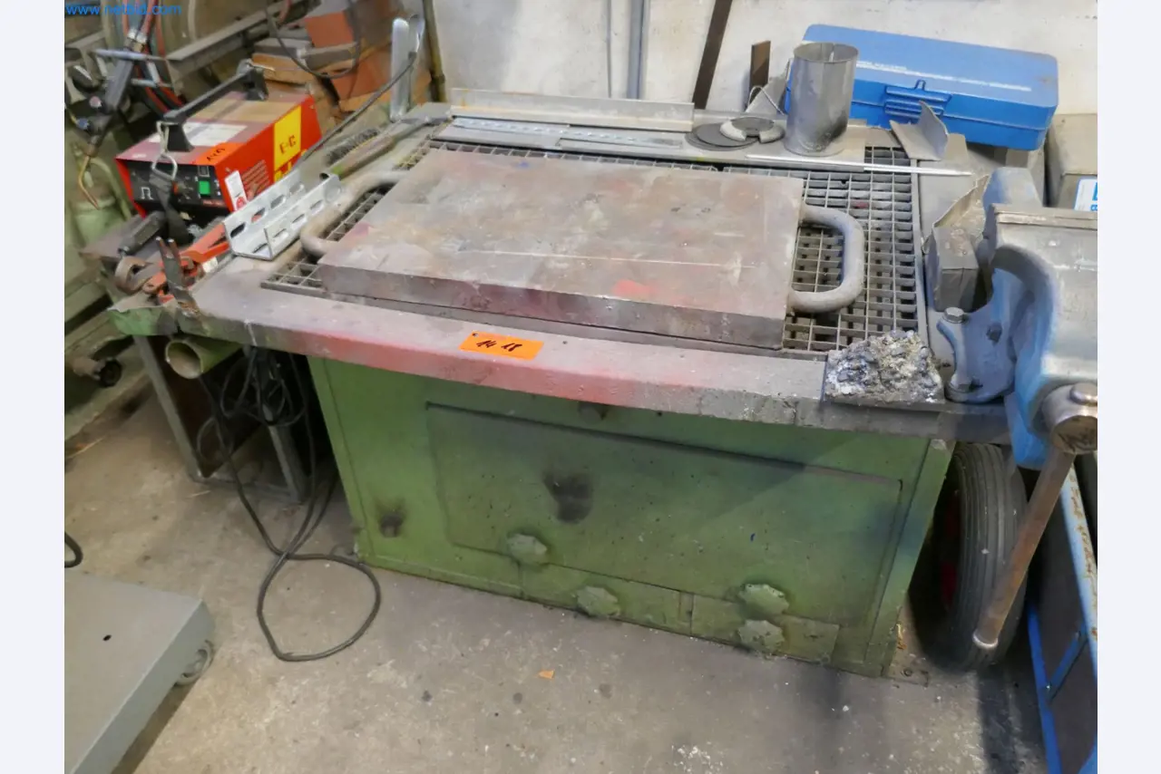 Plantas de producción y almacenamiento de productos derivados del petróleo, así como de insumos y productos acabados para la fabricación de lubricantes.-1