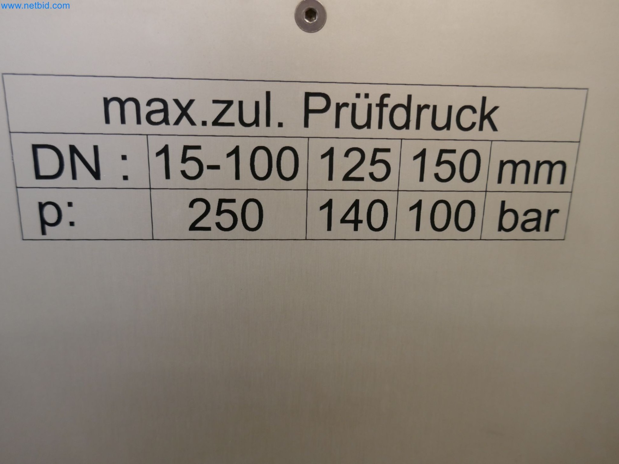 Plants for the production and storage of mineral oil products as well as input and finished products for the production of lubricants-4