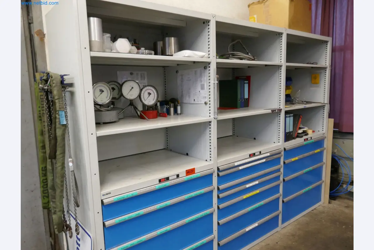 Zakłady produkcji i magazynowania mineralnych produktów olejowych, jak również surowców i produktów gotowych do produkcji smarów.-1