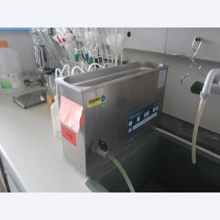 Plantas de producción y almacenamiento de productos derivados del petróleo, así como de insumos y productos acabados para la fabricación de lubricantes.-1