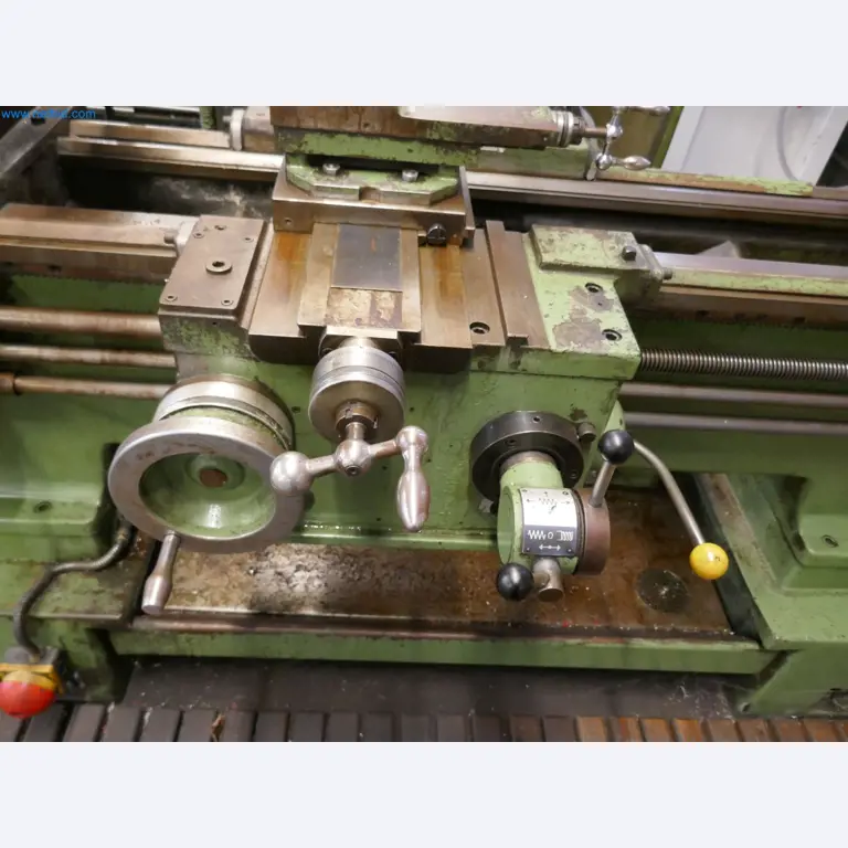 Zakłady produkcji i magazynowania mineralnych produktów olejowych, jak również surowców i produktów gotowych do produkcji smarów.-3