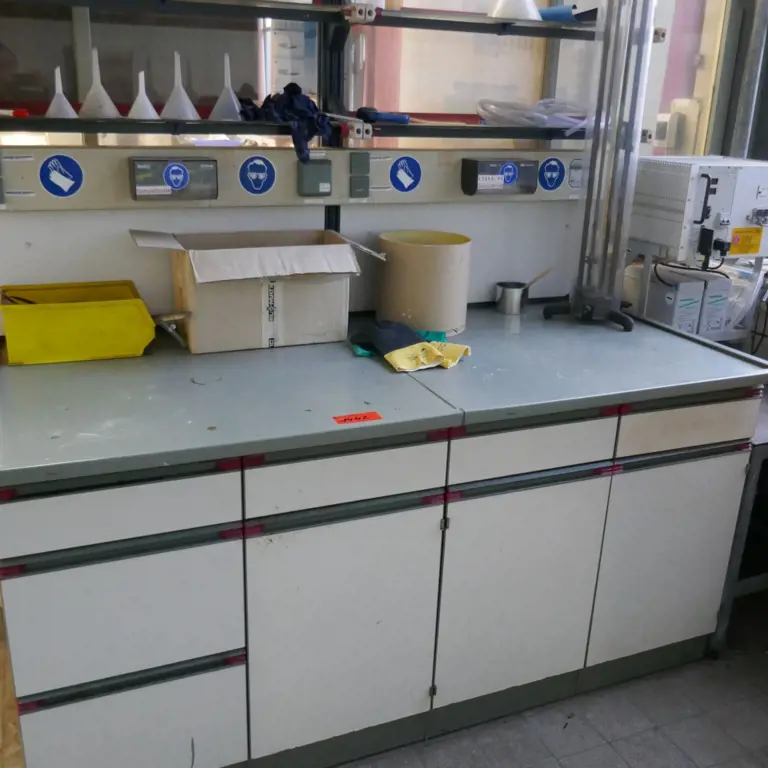 Laboratory worktop