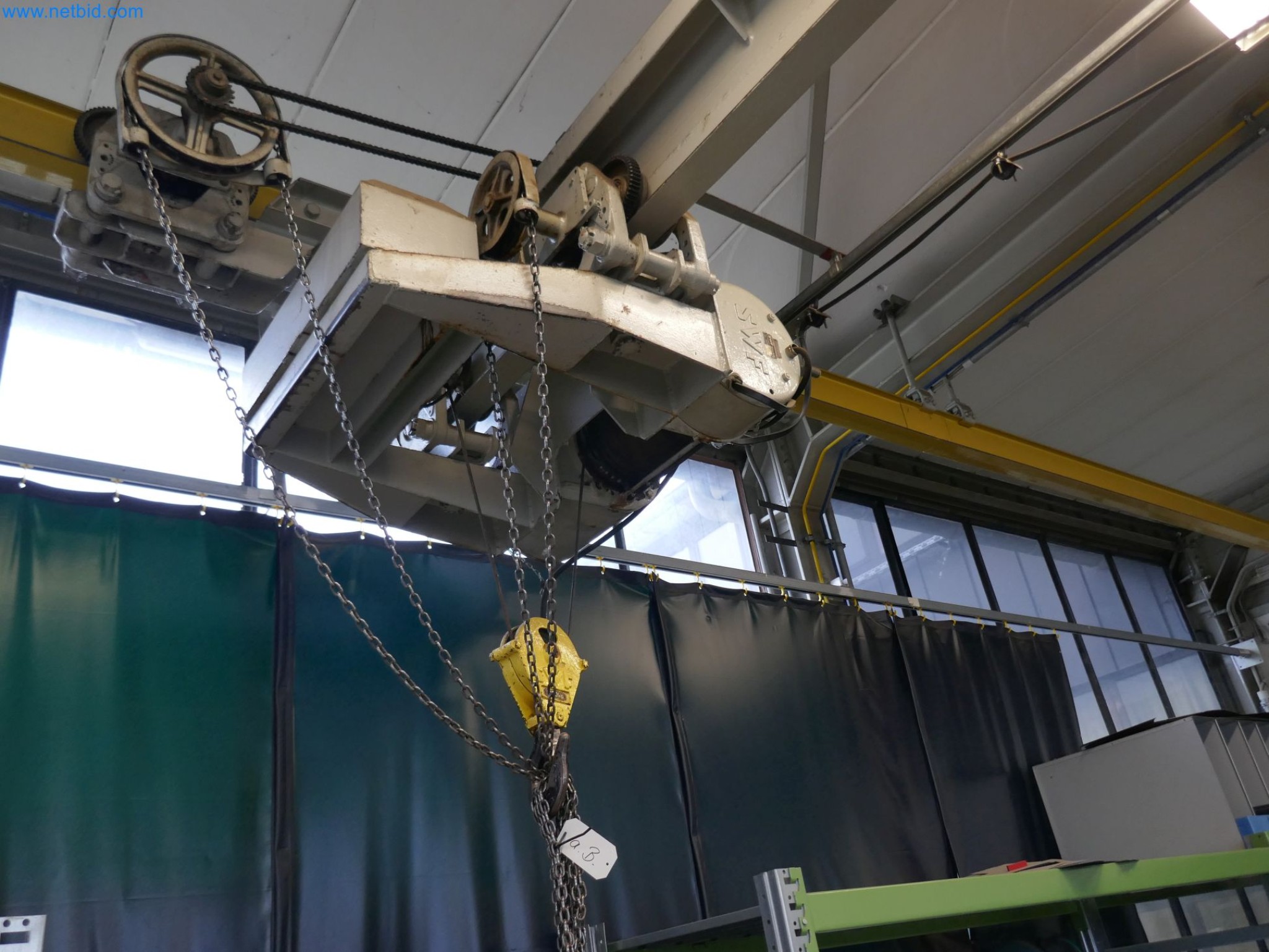 Magazinbestände, Rohöl-/Gas-Öl-/Einsatzpumpen sowie Betriebsausstattung einer Raffinerie-1