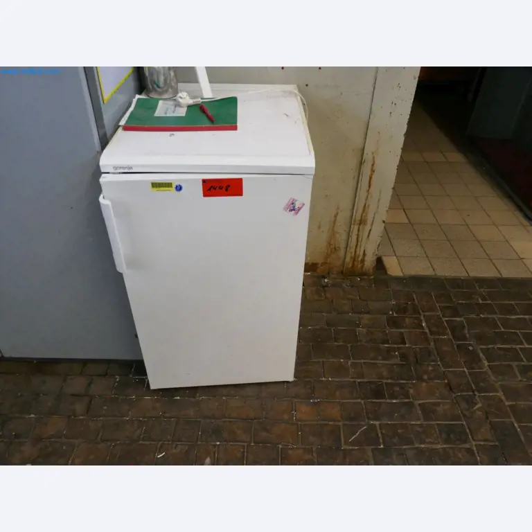 Zakłady produkcji i magazynowania mineralnych produktów olejowych, jak również surowców i produktów gotowych do produkcji smarów.-1