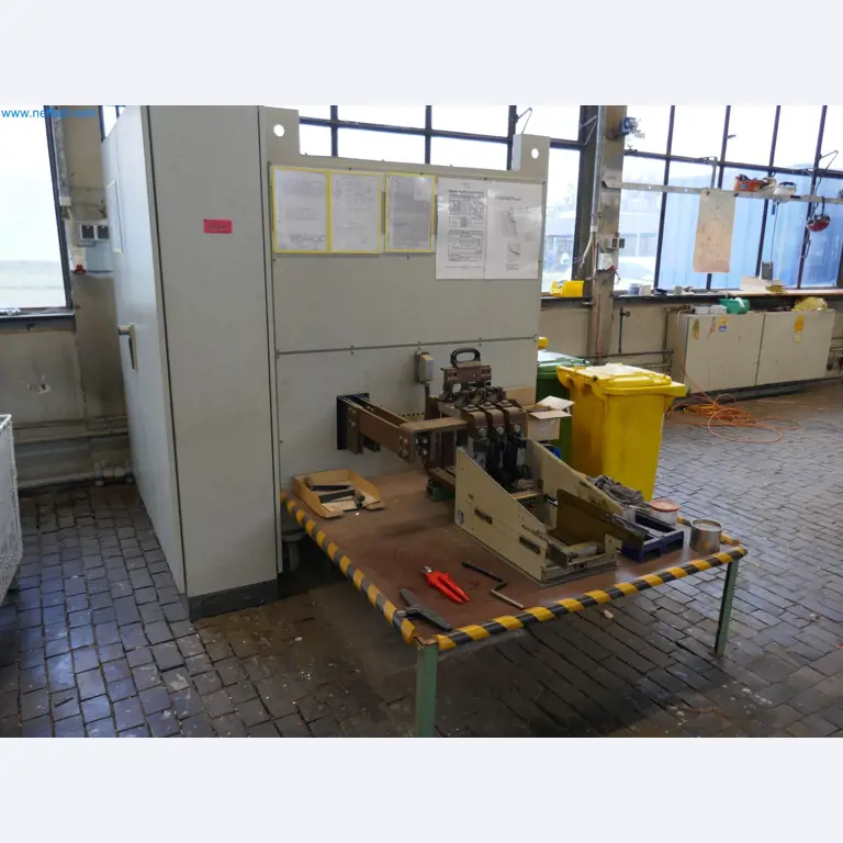 Závody na výrobu a skladování produktů z minerálních olejů, jakož i vstupů a hotových výrobků pro výrobu maziv.-1