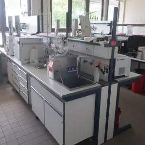 Laboratorní vybavení (pozdější vydání)