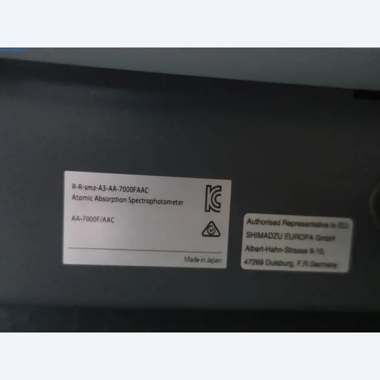 Zakłady produkcji i magazynowania mineralnych produktów olejowych, jak również surowców i produktów gotowych do produkcji smarów.-10