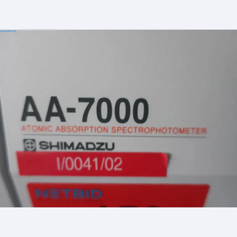 Zakłady produkcji i magazynowania mineralnych produktów olejowych, jak również surowców i produktów gotowych do produkcji smarów.-2