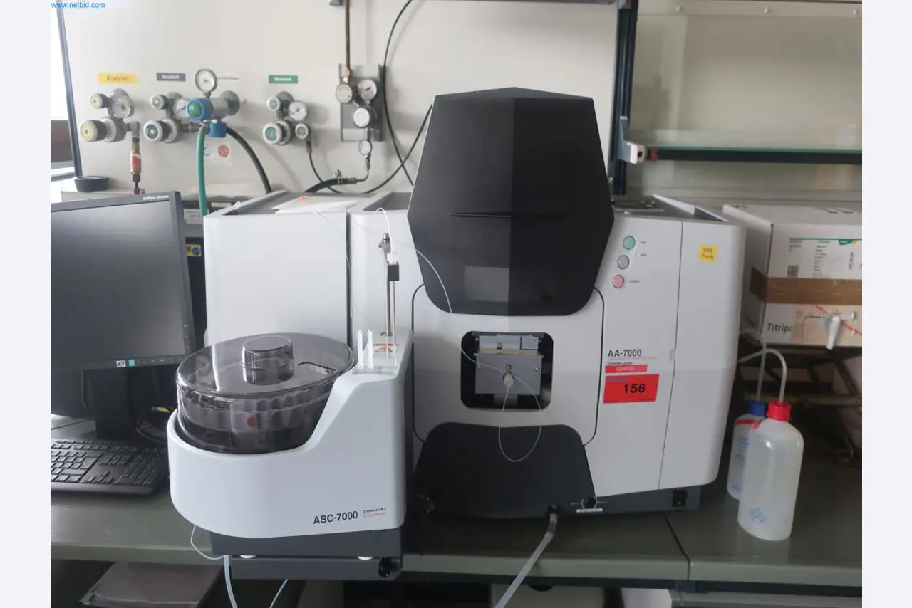 Zakłady produkcji i magazynowania mineralnych produktów olejowych, jak również surowców i produktów gotowych do produkcji smarów.-1