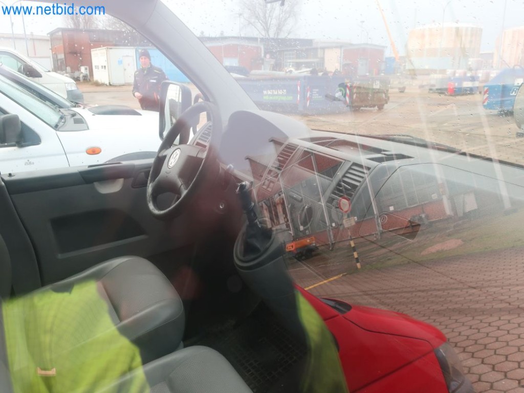 Plants for the production and storage of mineral oil products as well as input and finished products for the production of lubricants-11