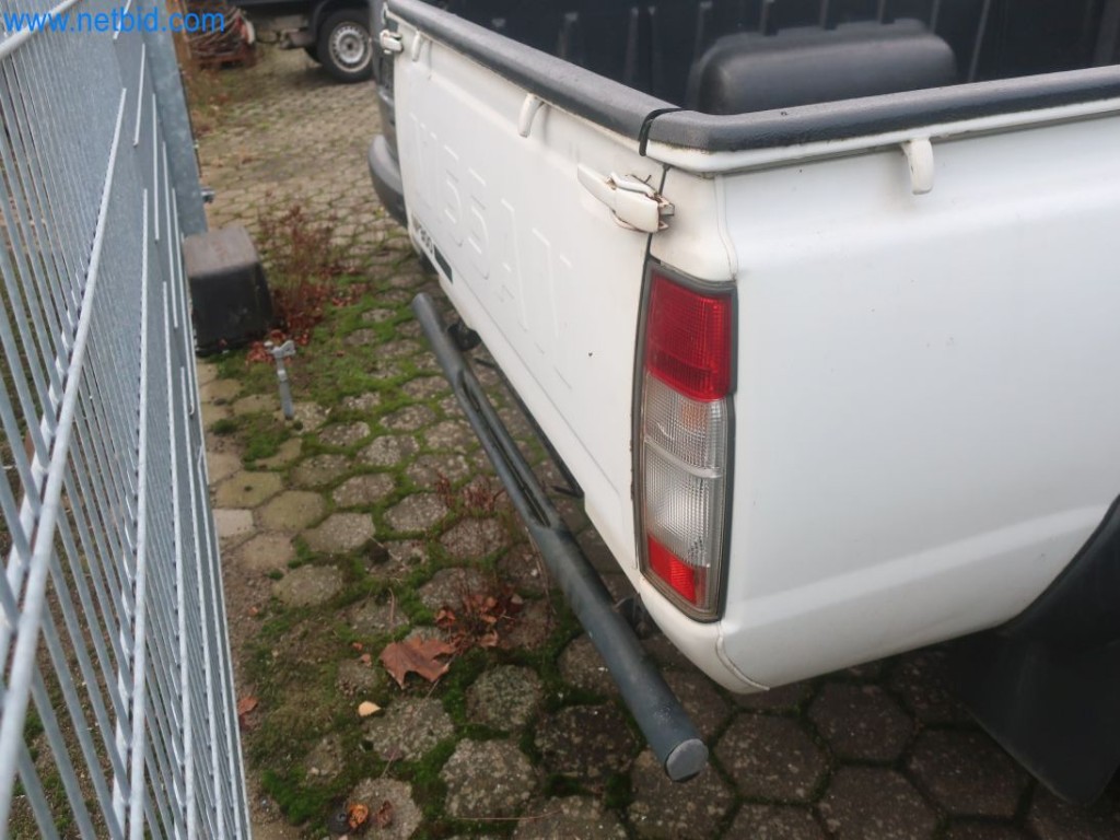 Plants for the production and storage of mineral oil products as well as input and finished products for the production of lubricants-11