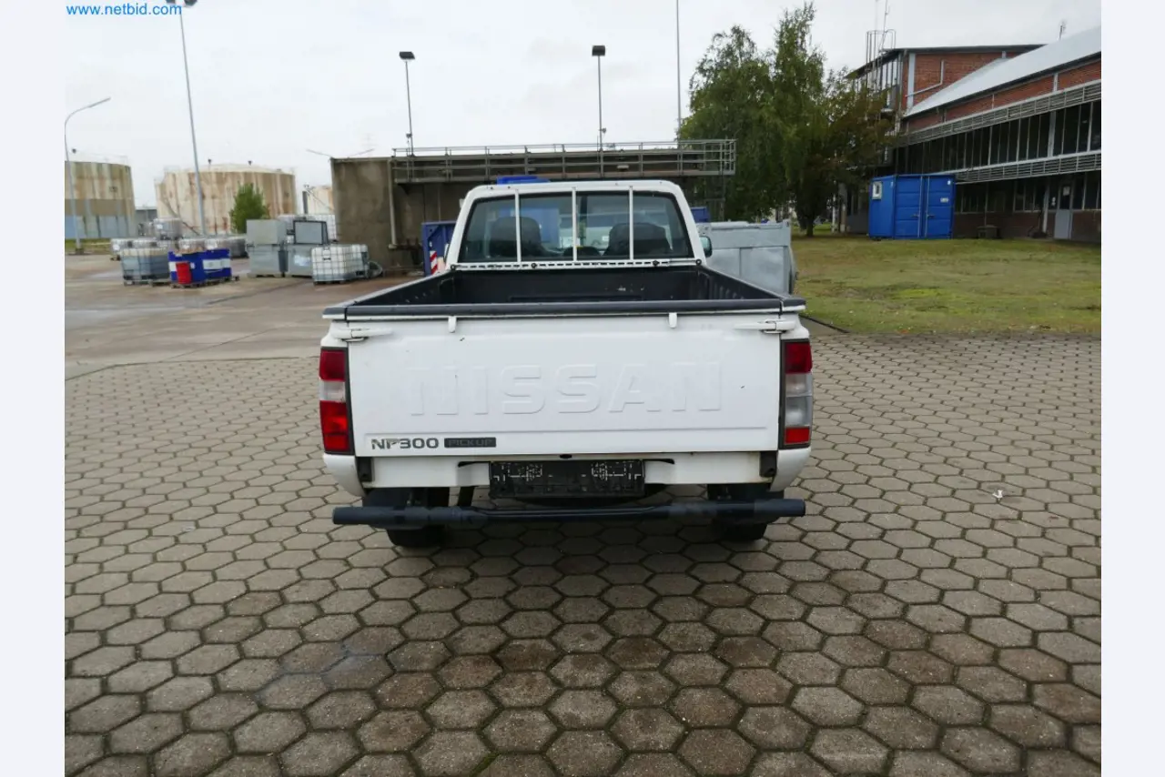 Zakłady produkcji i magazynowania mineralnych produktów olejowych, jak również surowców i produktów gotowych do produkcji smarów.-3