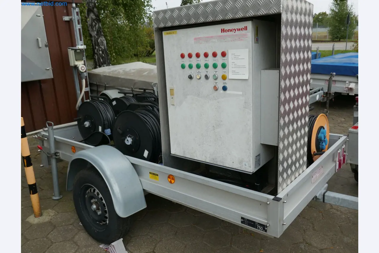 Zakłady produkcji i magazynowania mineralnych produktów olejowych, jak również surowców i produktów gotowych do produkcji smarów.-2