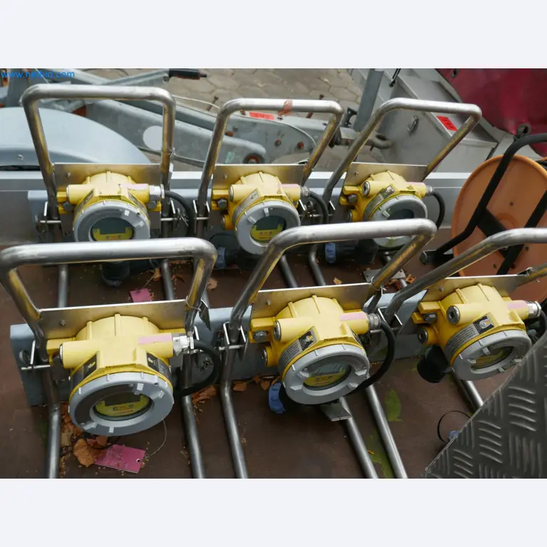 Zakłady produkcji i magazynowania mineralnych produktów olejowych, jak również surowców i produktów gotowych do produkcji smarów.-4