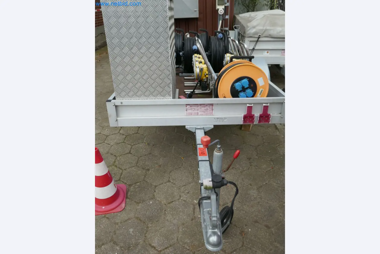 Zakłady produkcji i magazynowania mineralnych produktów olejowych, jak również surowców i produktów gotowych do produkcji smarów.-5