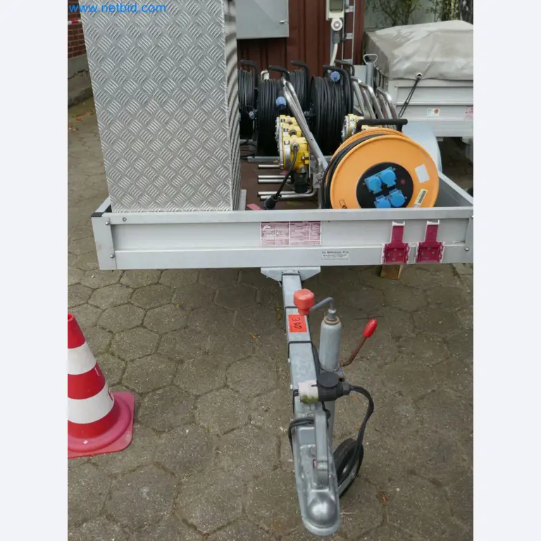 Zakłady produkcji i magazynowania mineralnych produktów olejowych, jak również surowców i produktów gotowych do produkcji smarów.-5