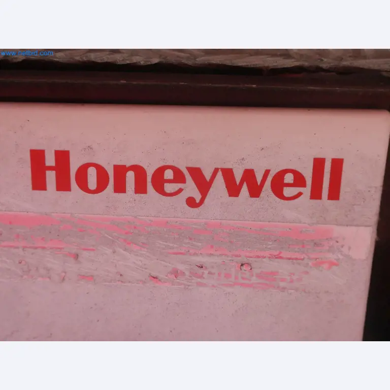 Zakłady produkcji i magazynowania mineralnych produktów olejowych, jak również surowców i produktów gotowych do produkcji smarów.-7