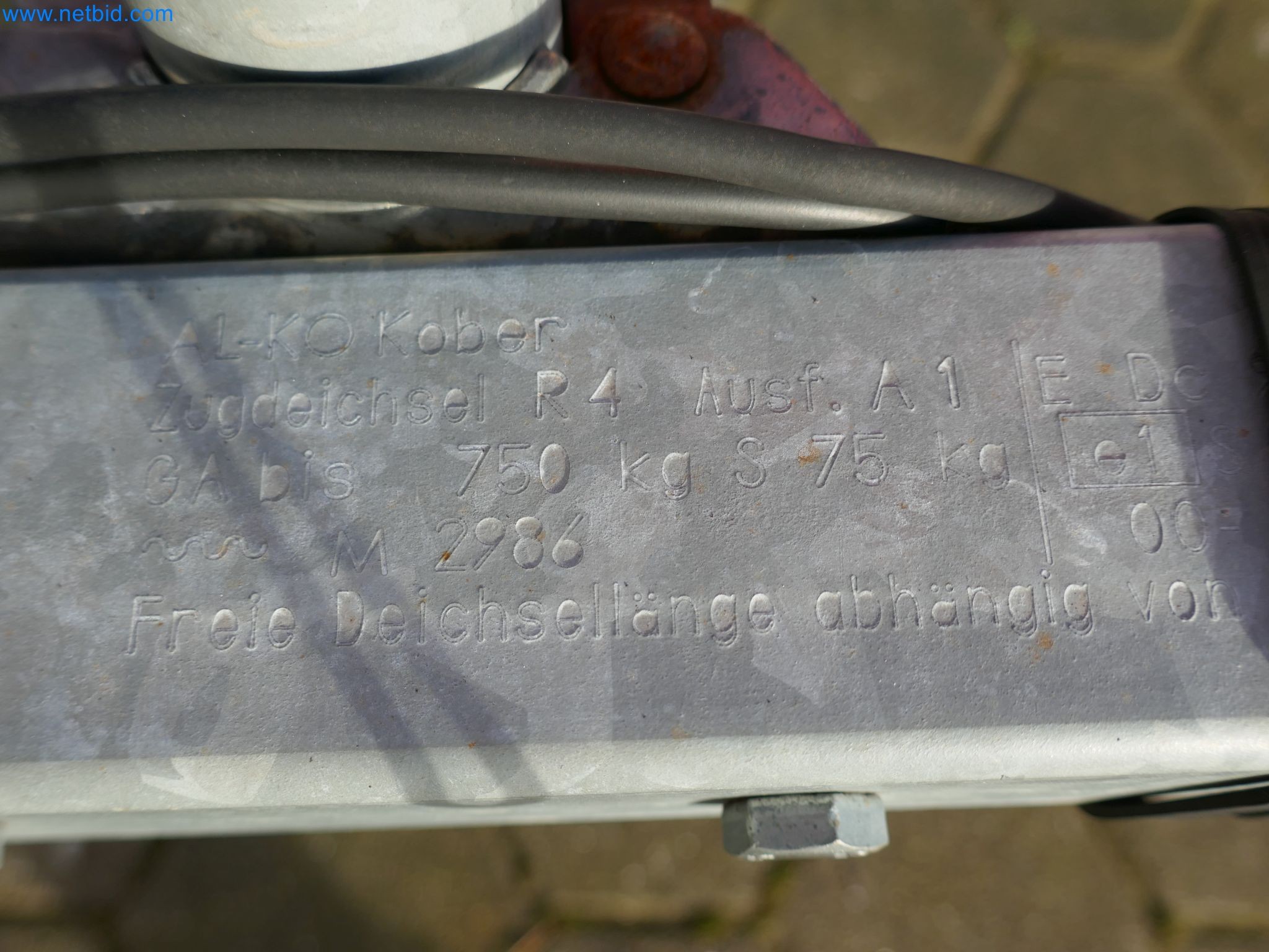 Magazinbestände, Rohöl-/Gas-Öl-/Einsatzpumpen sowie Betriebsausstattung einer Raffinerie-8