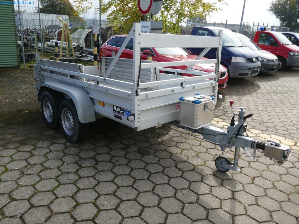 Plants for the production and storage of mineral oil products as well as input and finished products for the production of lubricants-1