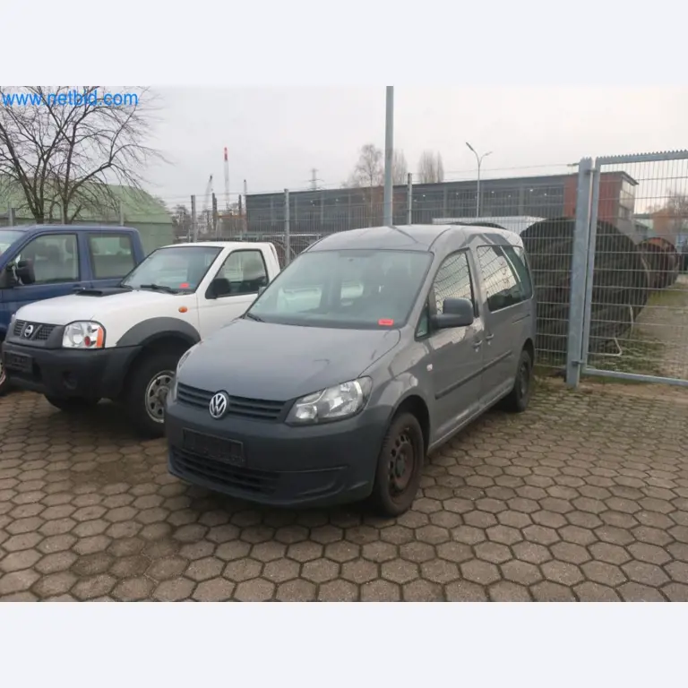 Zakłady produkcji i magazynowania mineralnych produktów olejowych, jak również surowców i produktów gotowych do produkcji smarów.-1