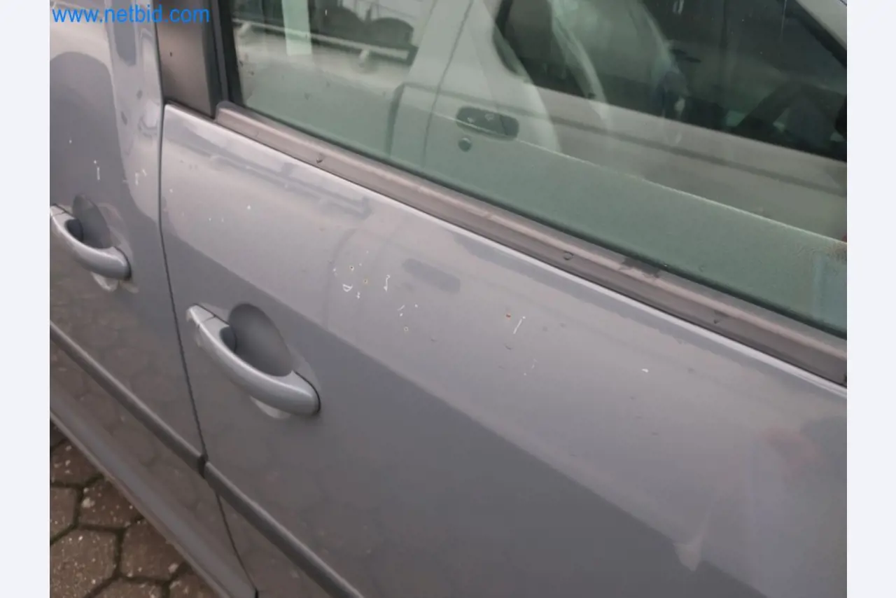 Zakłady produkcji i magazynowania mineralnych produktów olejowych, jak również surowców i produktów gotowych do produkcji smarów.-5