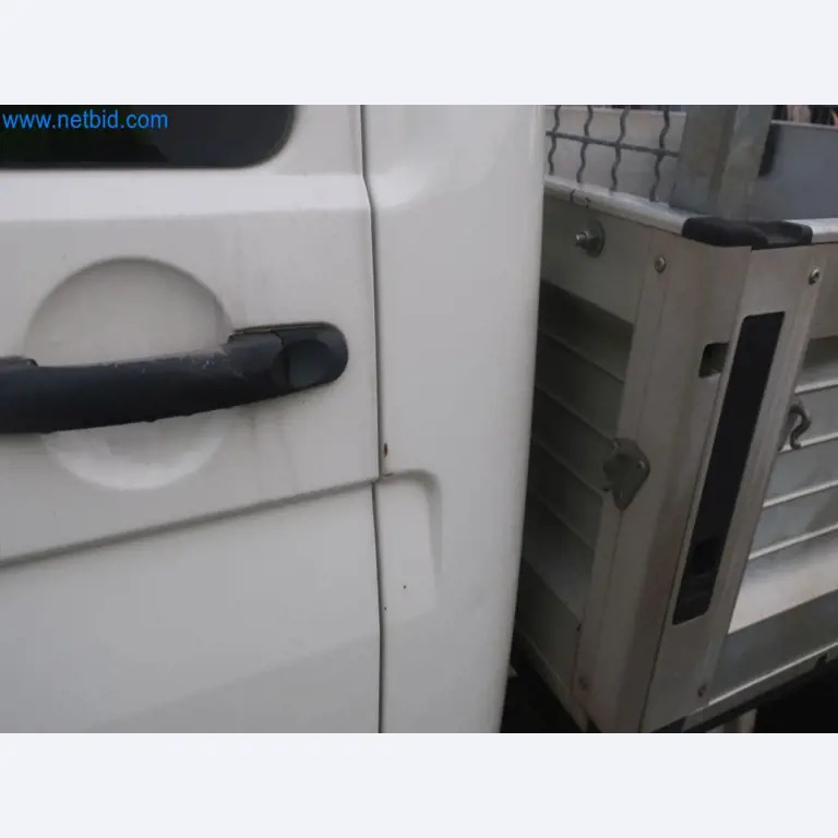 Zakłady produkcji i magazynowania mineralnych produktów olejowych, jak również surowców i produktów gotowych do produkcji smarów.-6