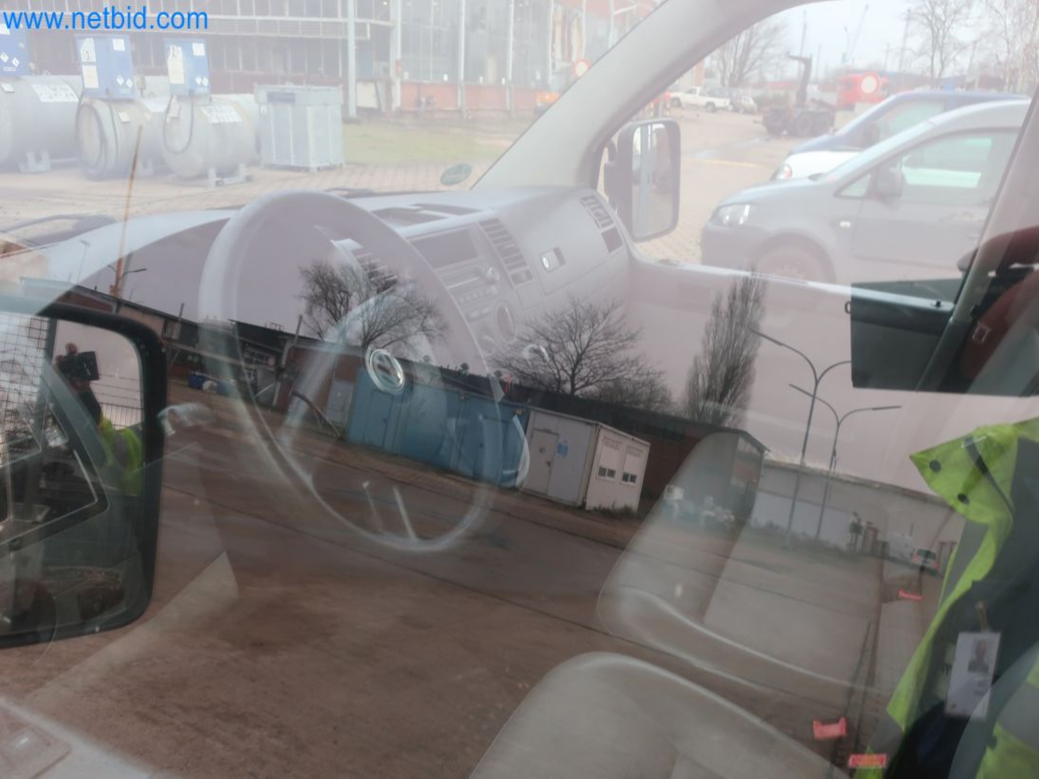 Plants for the production and storage of mineral oil products as well as input and finished products for the production of lubricants-9