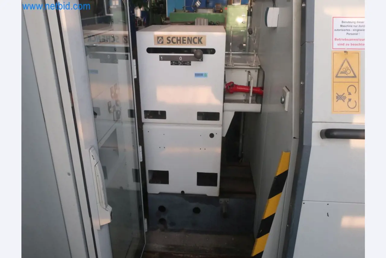 Zakłady produkcji i magazynowania mineralnych produktów olejowych, jak również surowców i produktów gotowych do produkcji smarów.-3