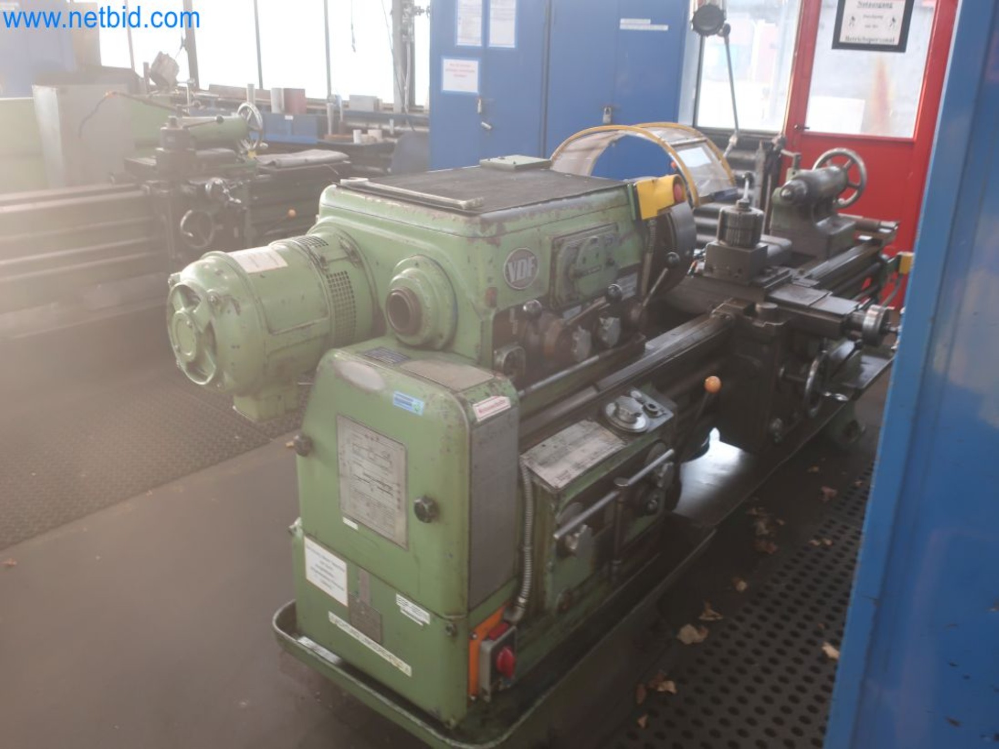 Plants for the production and storage of mineral oil products as well as input and finished products for the production of lubricants-7