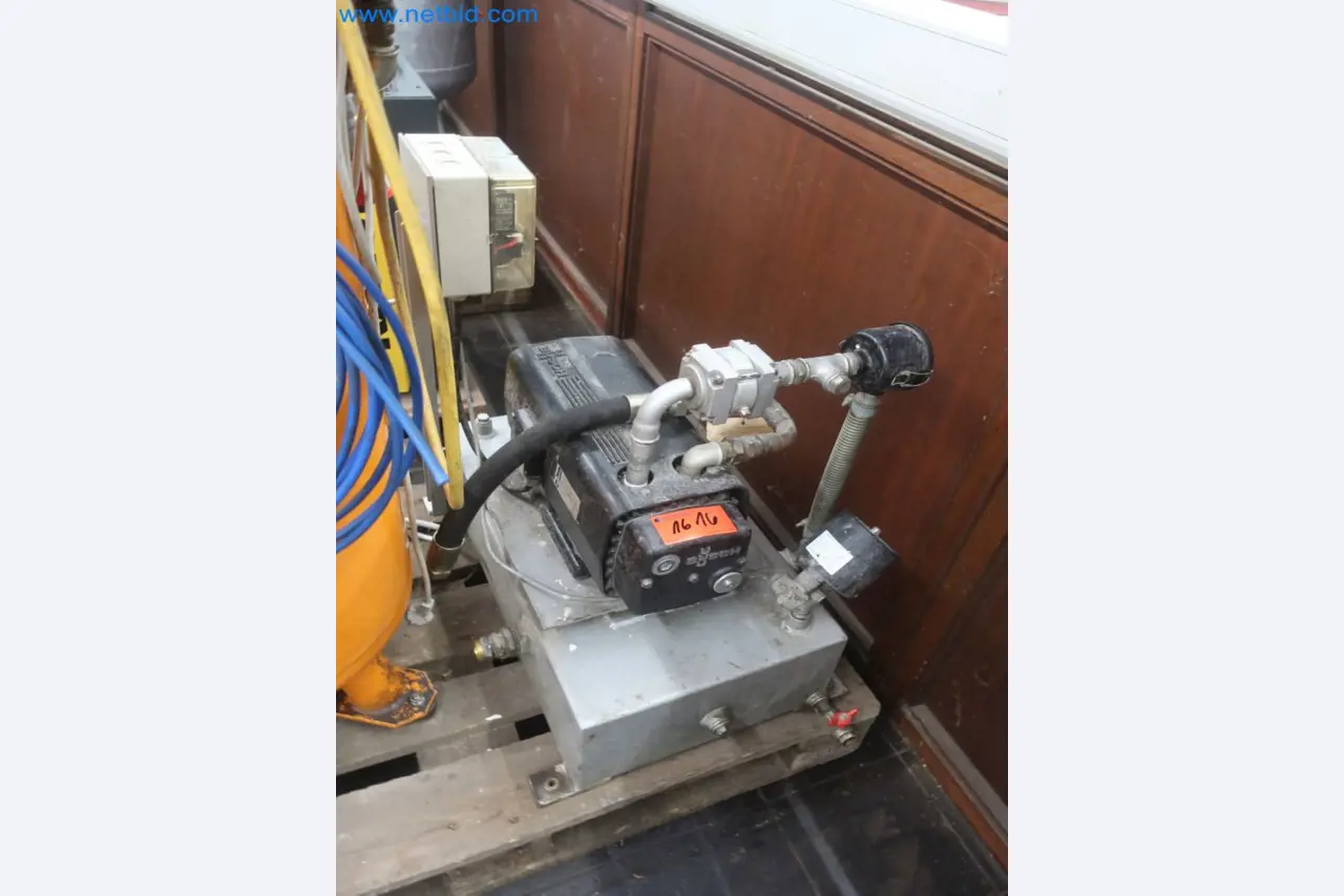 Zakłady produkcji i magazynowania mineralnych produktów olejowych, jak również surowców i produktów gotowych do produkcji smarów.-1