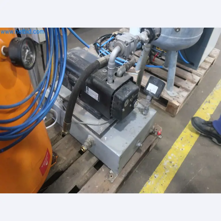 Zakłady produkcji i magazynowania mineralnych produktów olejowych, jak również surowców i produktów gotowych do produkcji smarów.-2